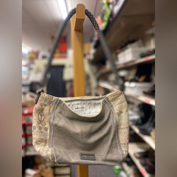 Sakroots gray purse